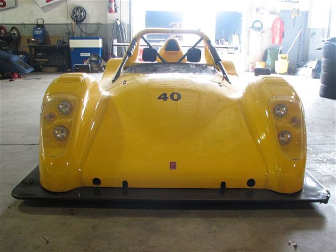 2004-radical-sr3-right-hand-drive-no-high-dow