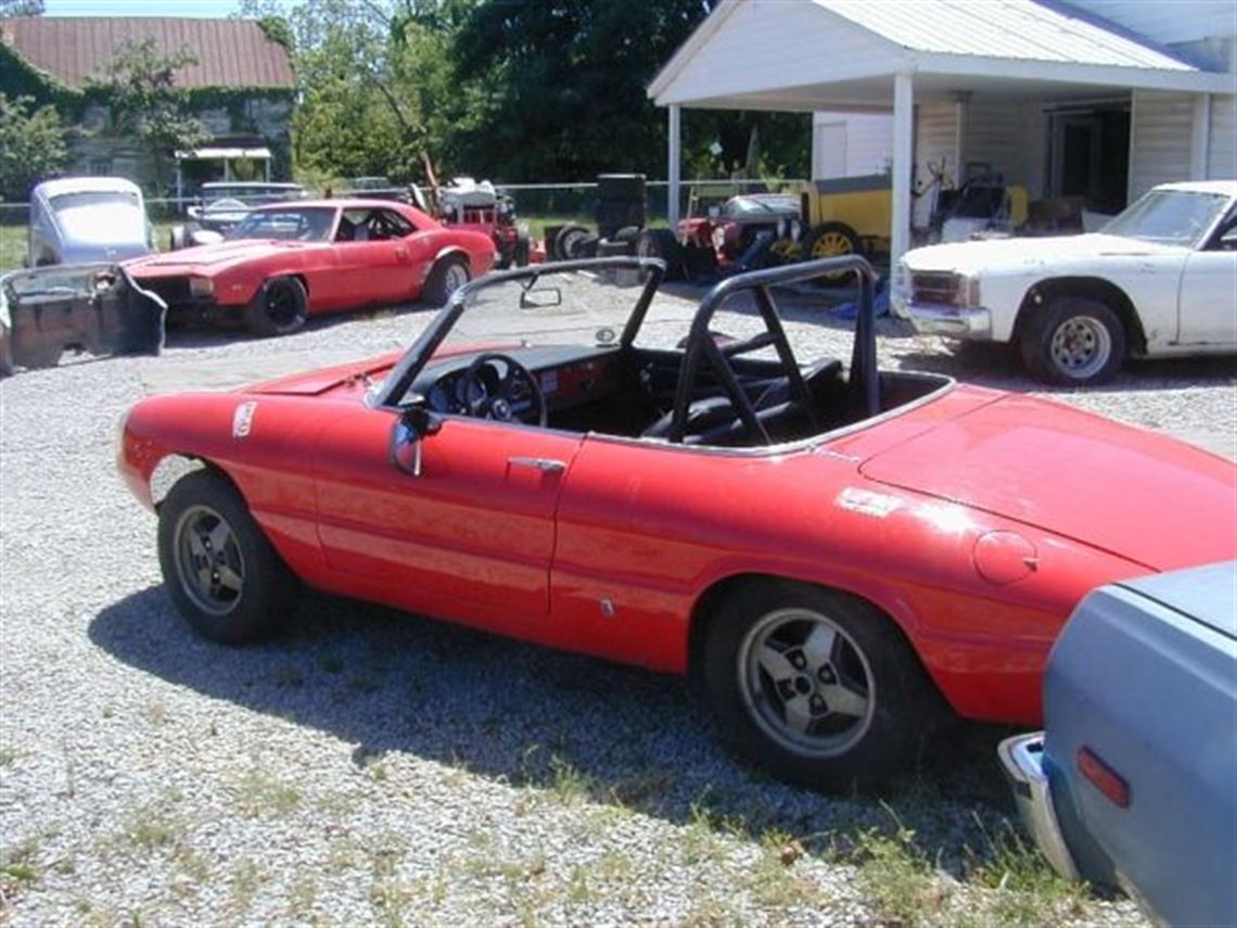 1967-alfa-romeo-vintage-duetto-race-car