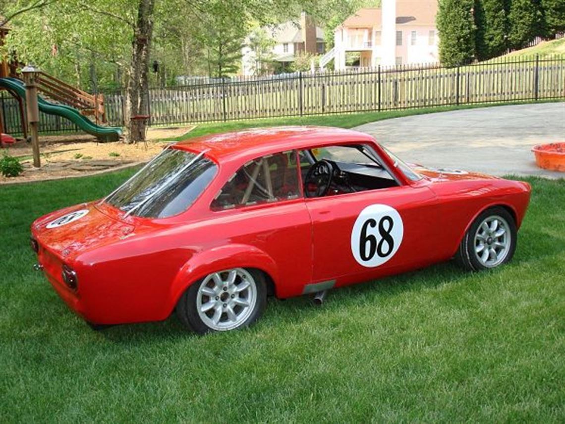 1967-alfa-romeo-gtv-recent-ground-up-rebuild