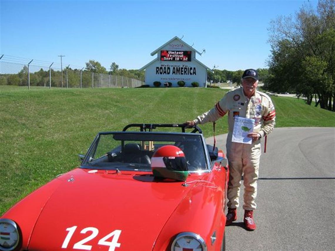 1971-fiat-124-spider-race-car