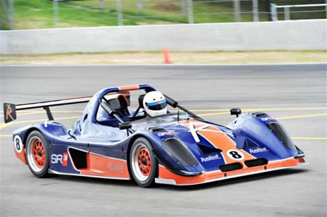 2004-radical-sr3