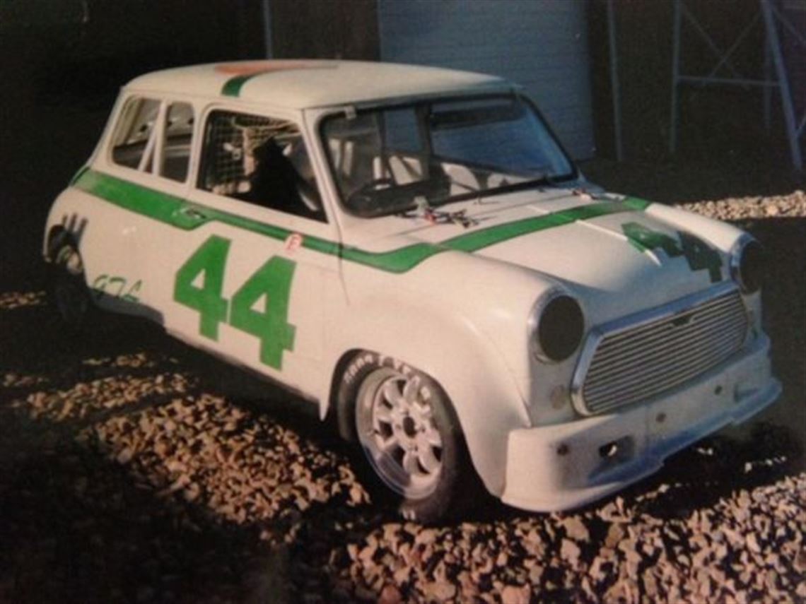 1969-austin-cooper-mini-cooper