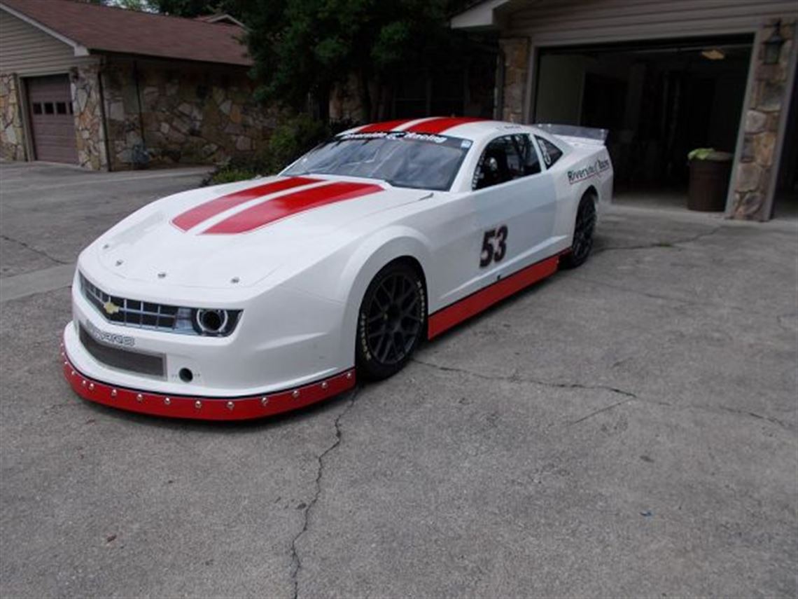 2013-panoz-camaro-arbody-camaro-on-panoz-chas