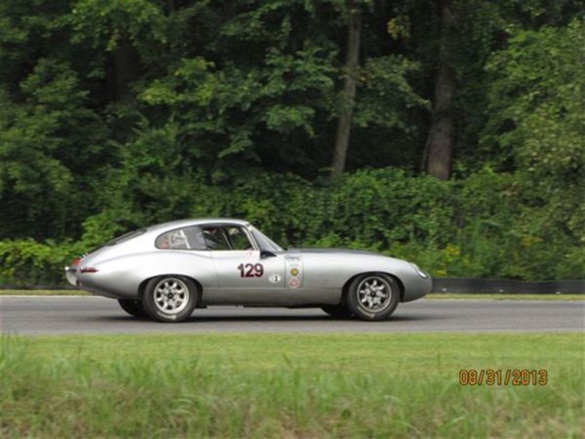 1966-jaguar-xke-fhc-race-car