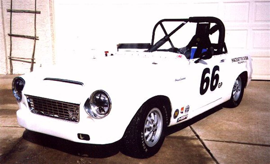 1965-datsun-fairlady-vintage-racecar