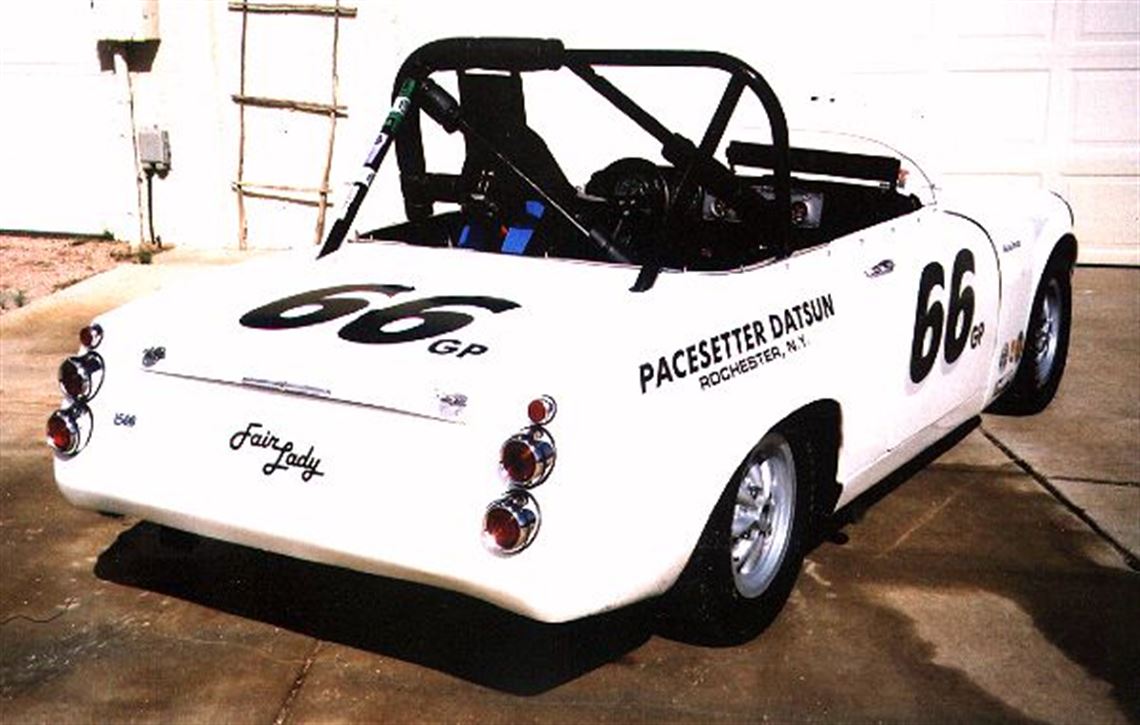 1965-datsun-fairlady-vintage-racecar