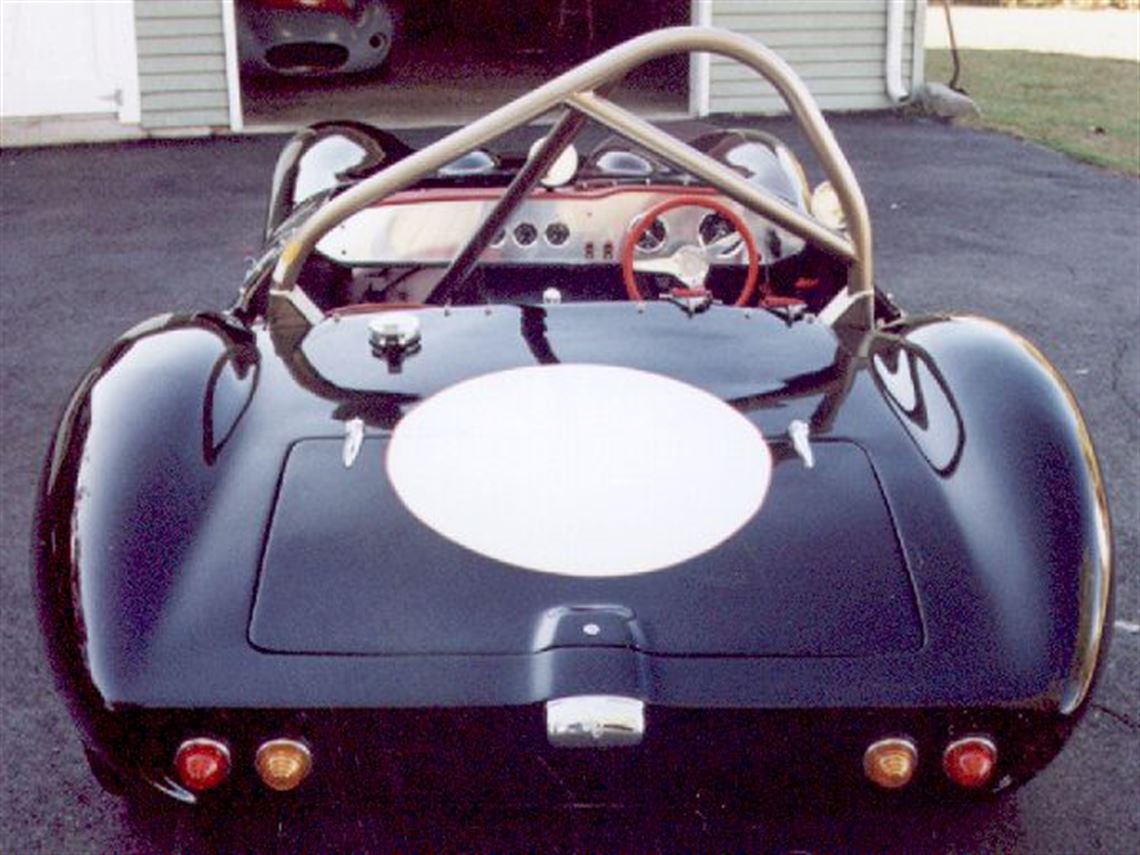 1966-ginetta-g4-racecar