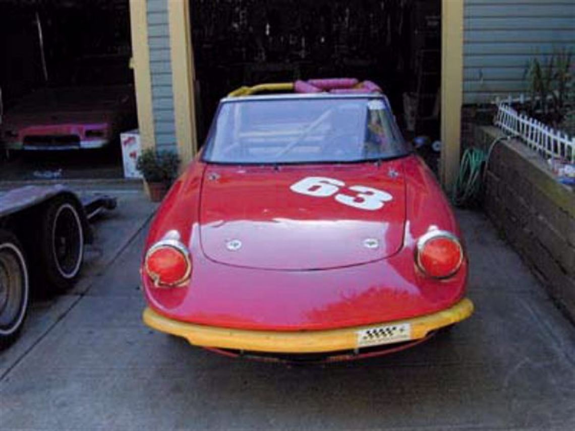 1973-alfa-romeo-spider-itb-race-car