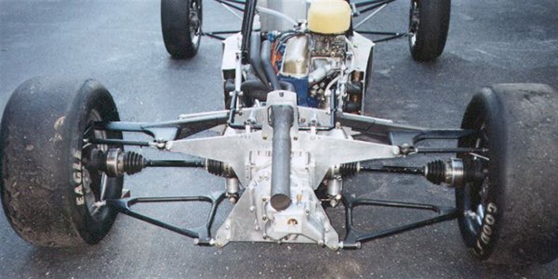 1984-tsunami-formula-ford-1600