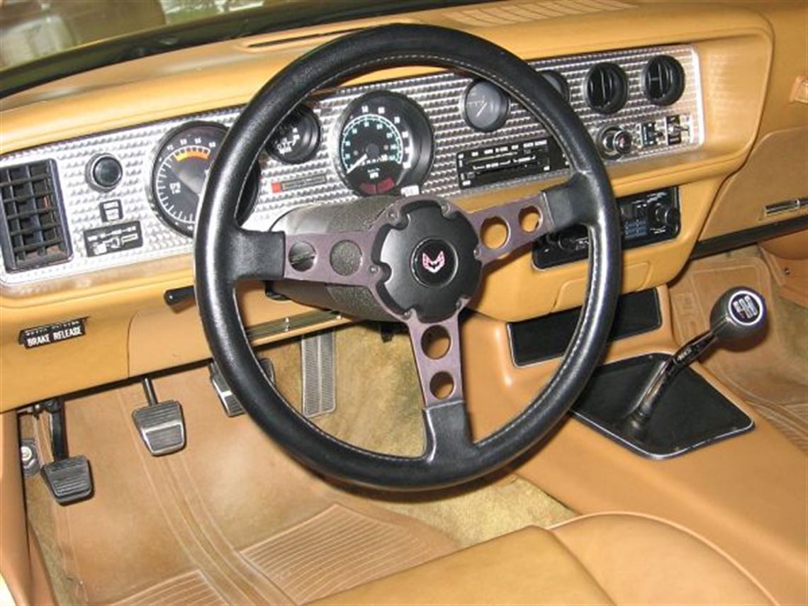 1978-pontiac-trans-am-factory-hurst-4-speed