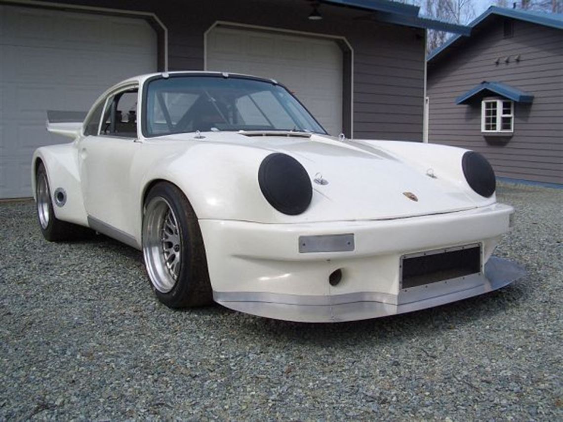 1974-porsche-911-rsr-wide-body-replica