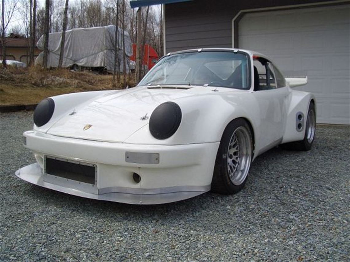 1974-porsche-911-rsr-wide-body-replica