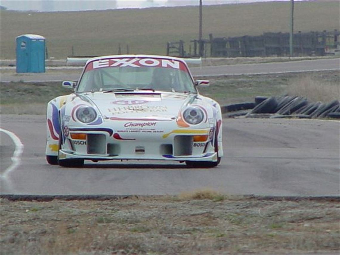 1991-porsche-gt2-evo-turbo-champion-porsche-7