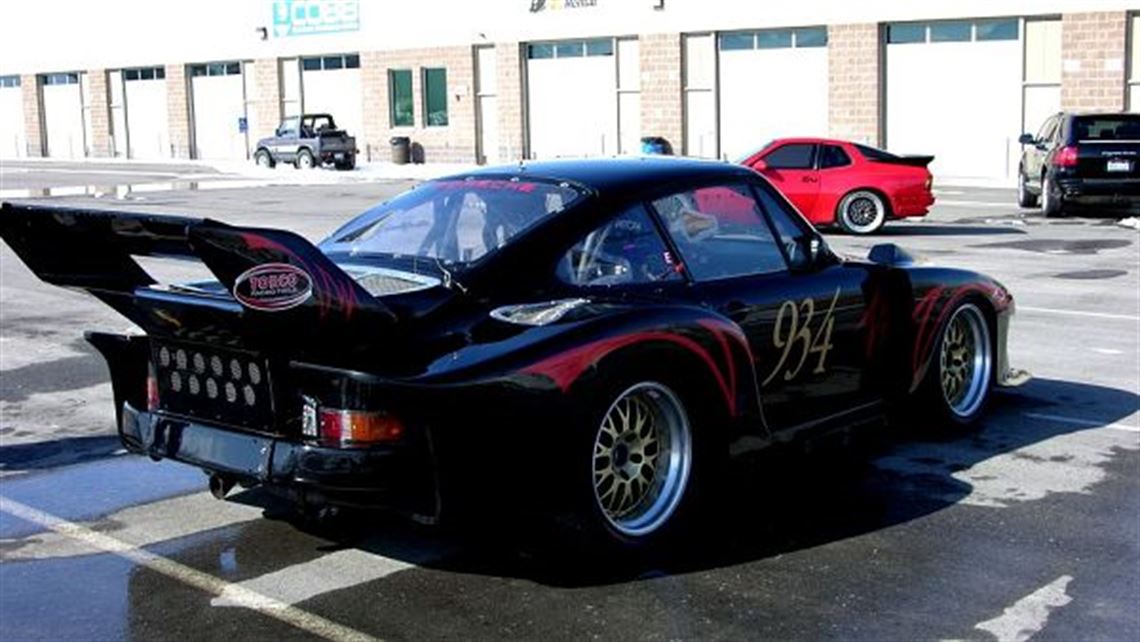 1986-porsche-935-race-readypriced-to-sell