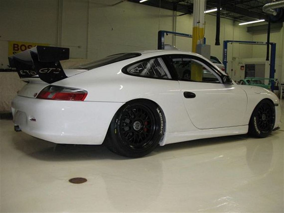 2005-porsche-996-gt3-cup-car