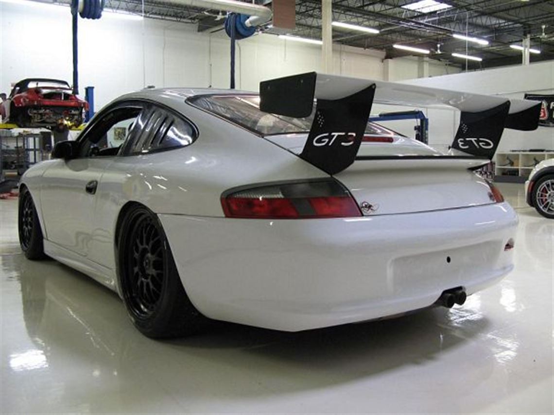 2005-porsche-996-gt3-cup-car