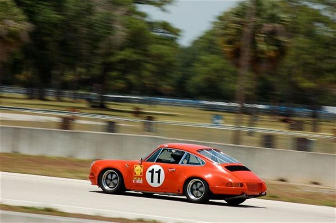 1971-porsche-911-st-clone