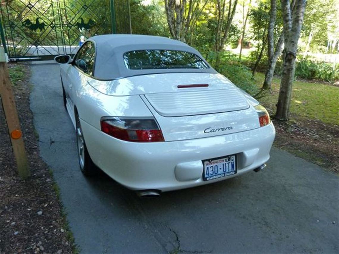 2004-porsche-911-cabriolet