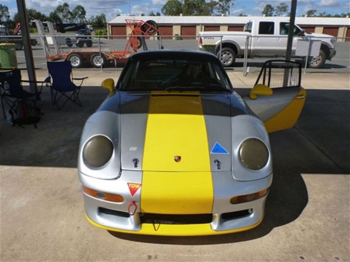 1995-porsche-993-turn-key-race-car