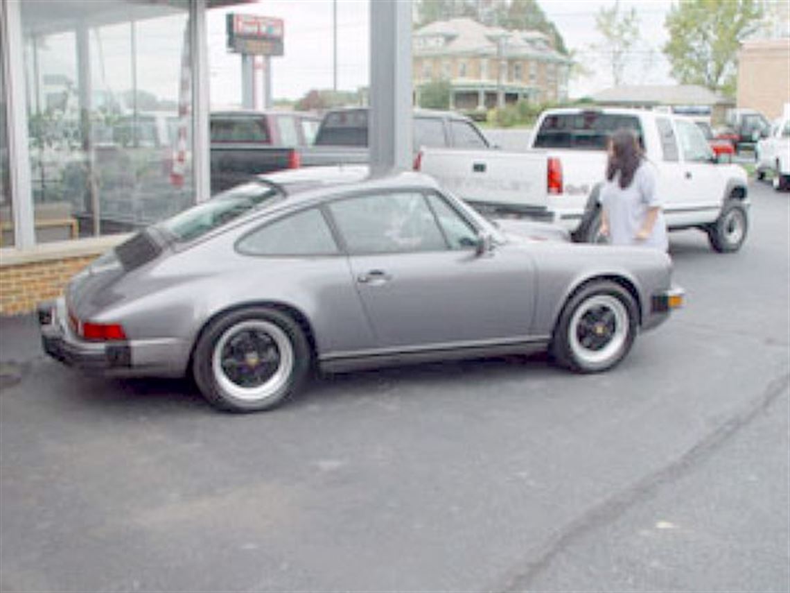 1986-porsche-911-carrera