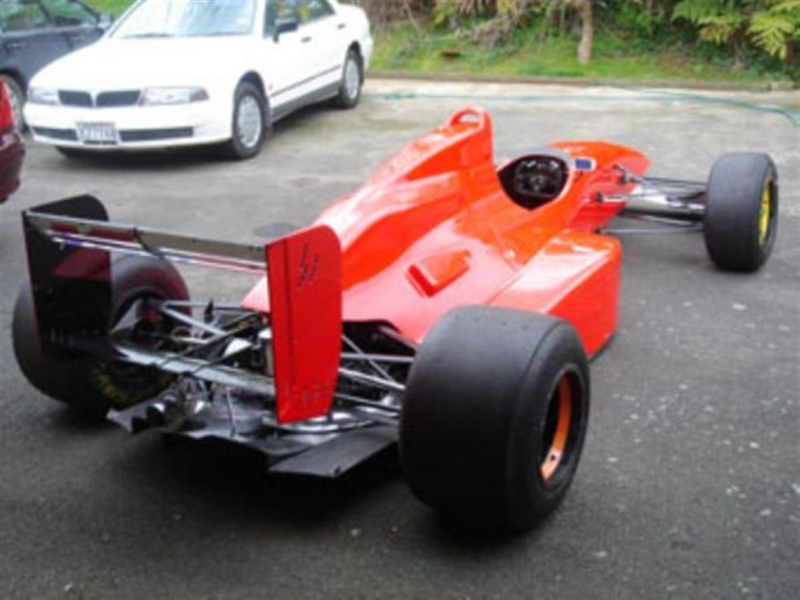 1994-reynard-94d-f4000