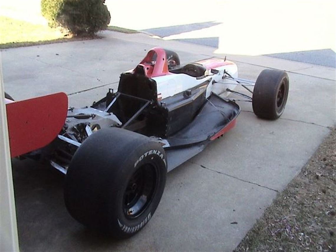 2000-reynard-2ki-roller