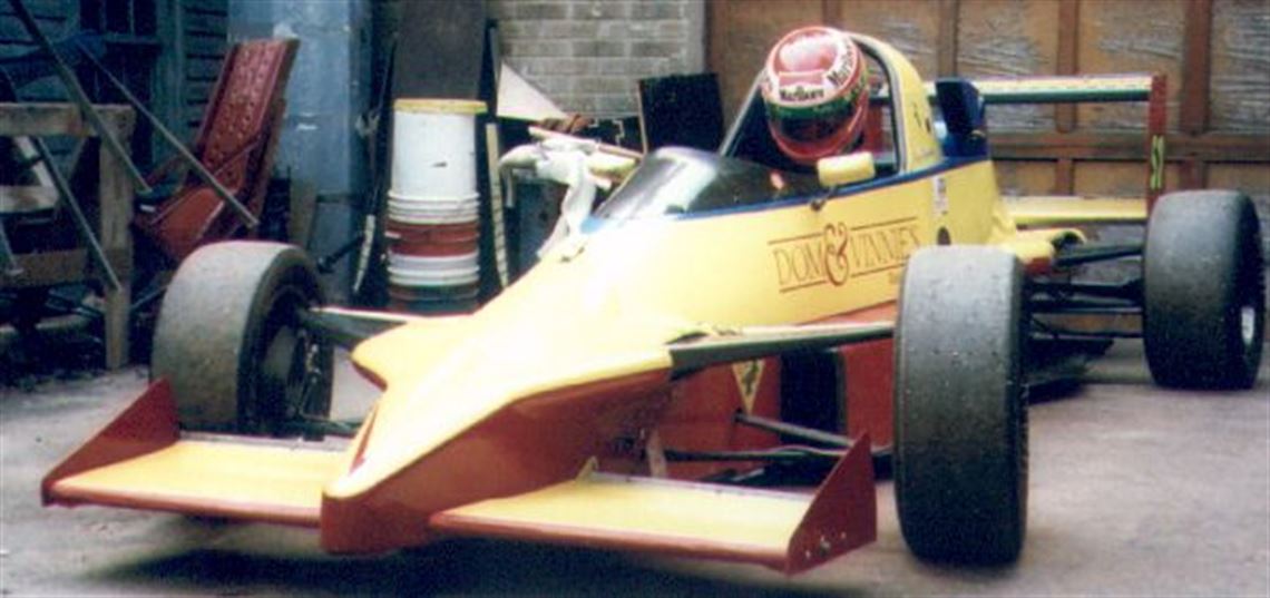 1988-reynard-f2000formula-continental