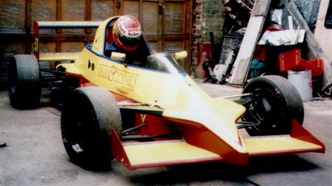 1988-reynard-f2000formula-continental