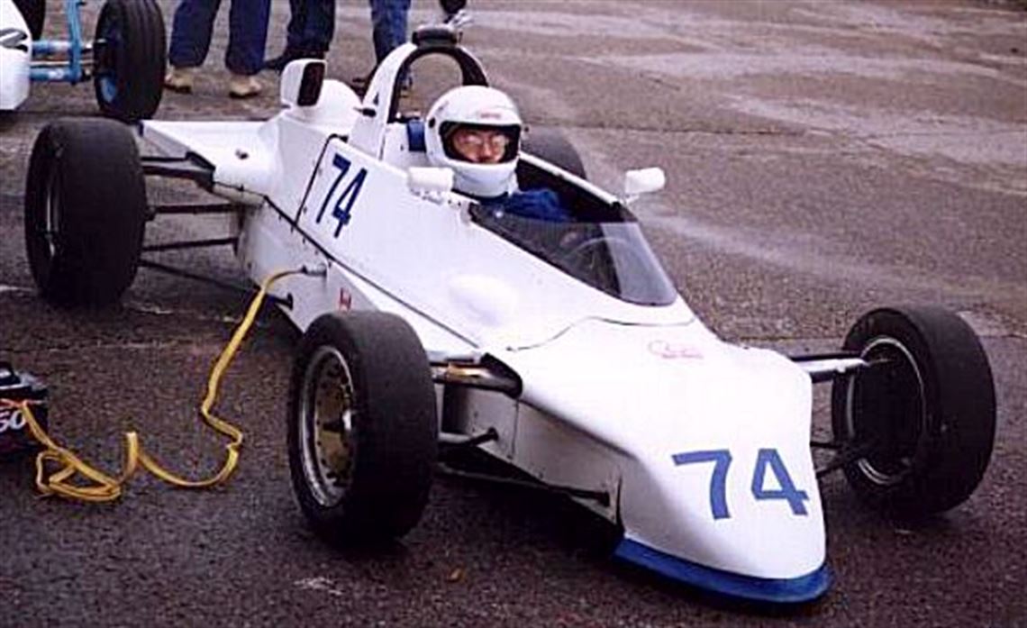 19834-reynard-formula-ford-1600