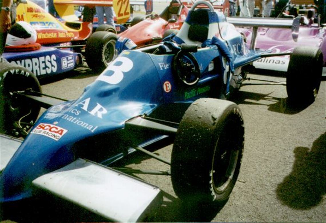 1986-swift-db-3-f2000