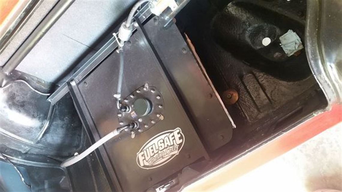 1965-triumph-2000-car-is-sold-sedan-race-read