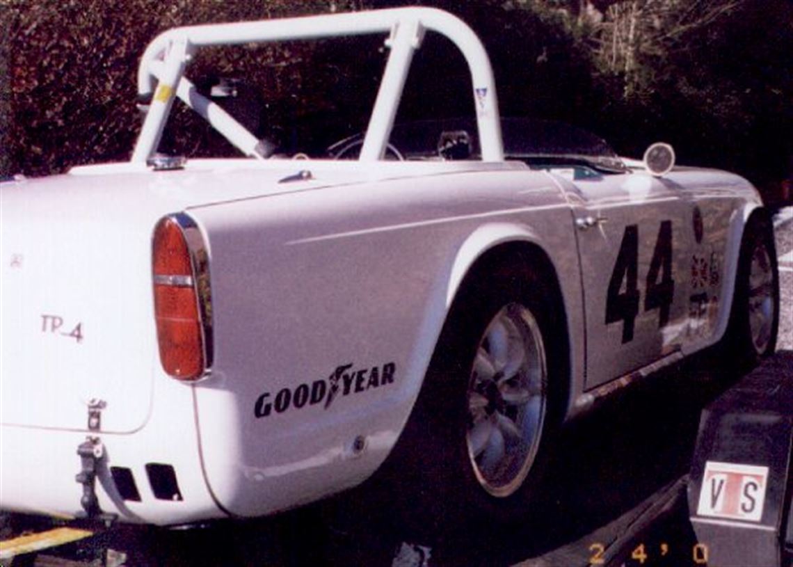 1962-triumph-tr-4-race-car