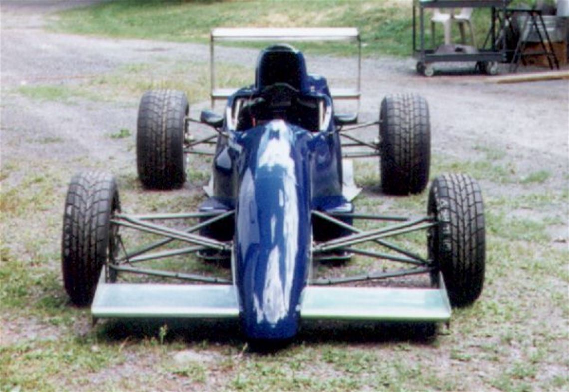 1993-van-diemen-ff2000-roller