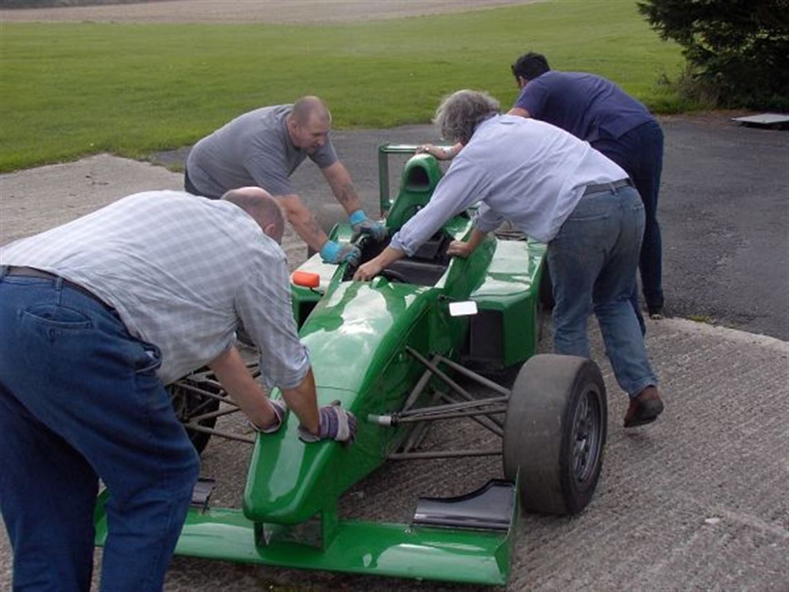 2003-van-diemen-formula-xhonda