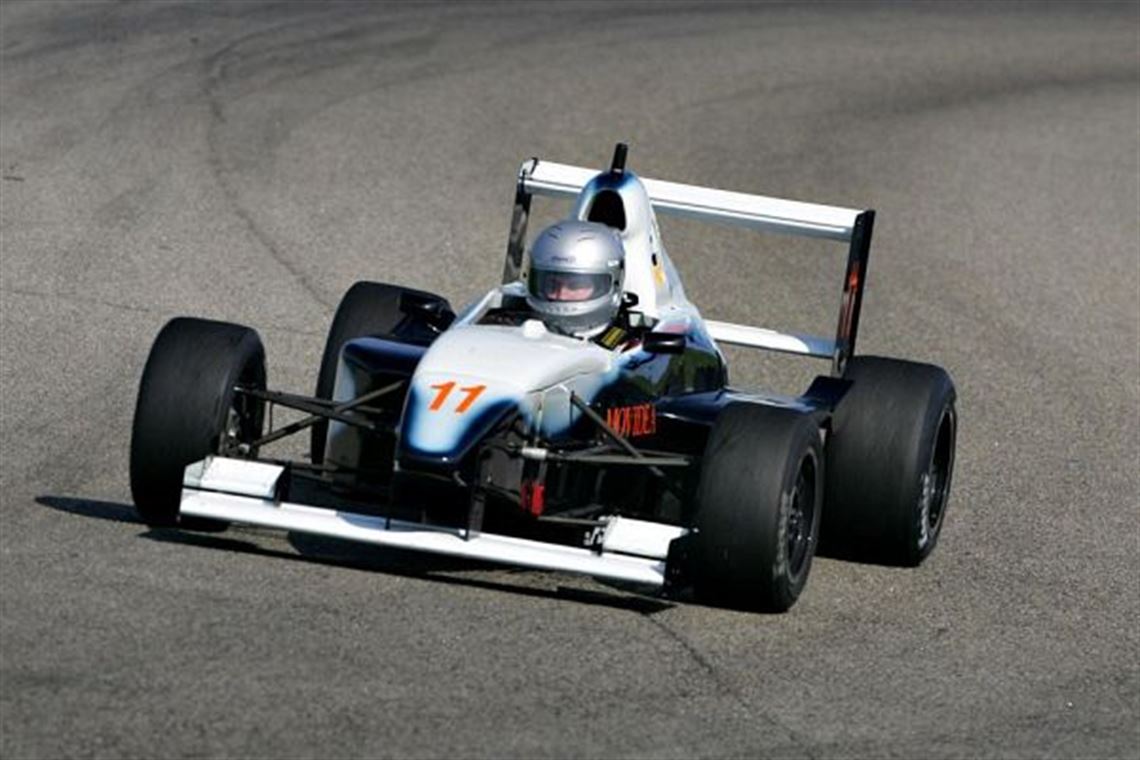 2004-van-diemen-fscca