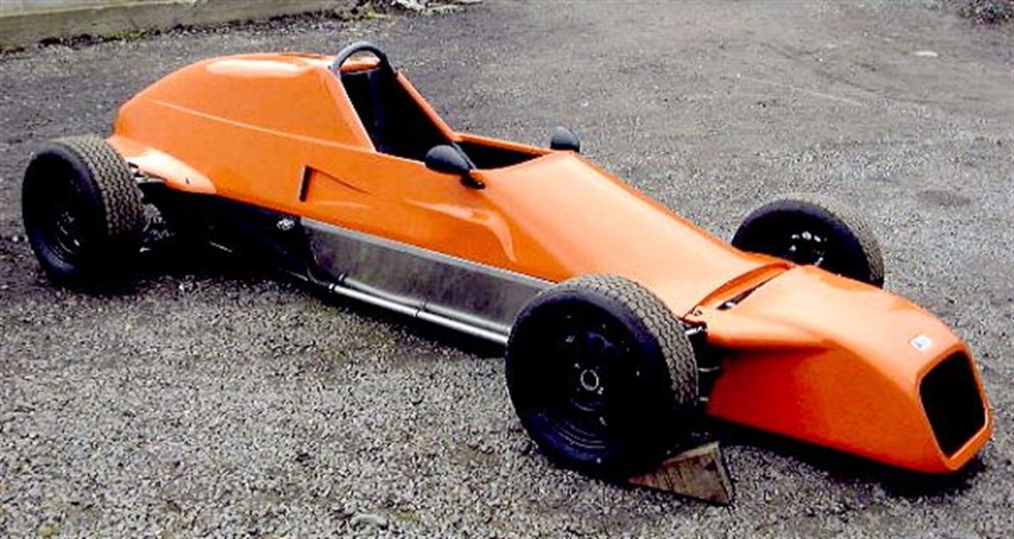 1983-van-diemen-rf83-formula-ford