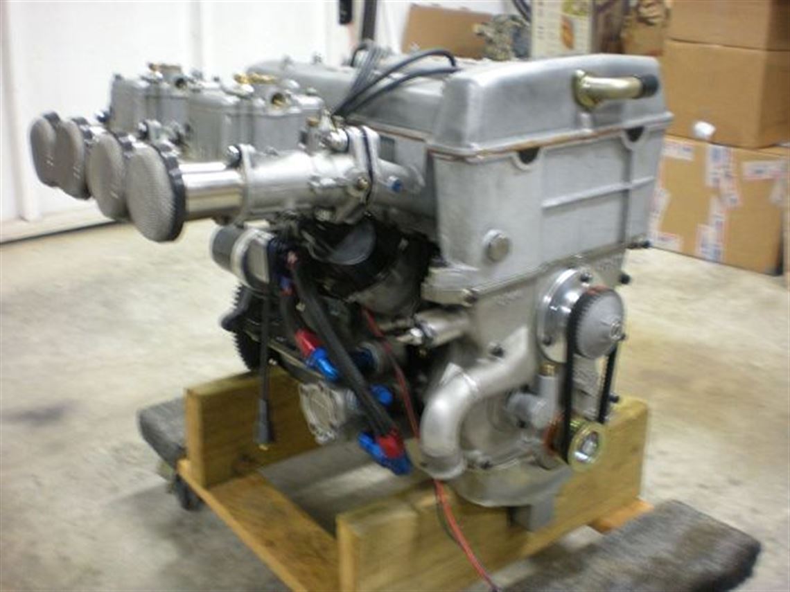 lotus-twincam-race-engine