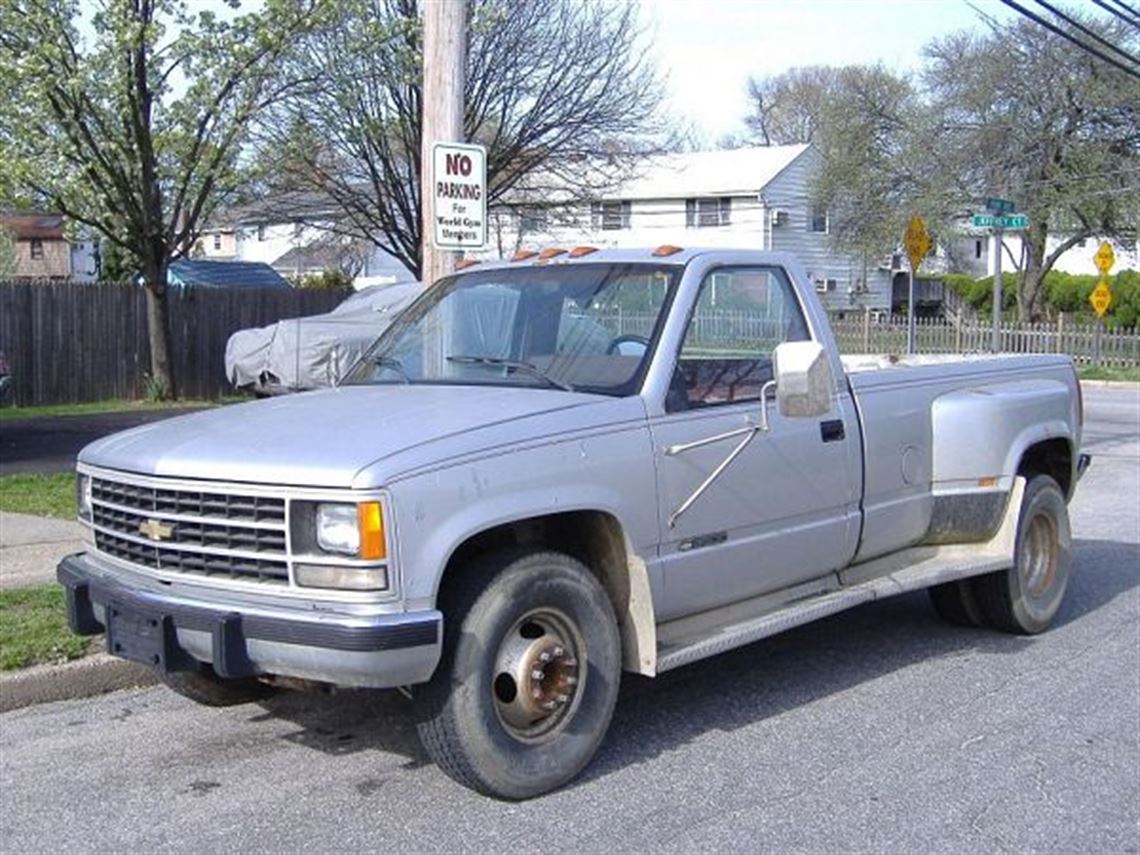 1988-chevy-gmc-3500-dually-pick-up