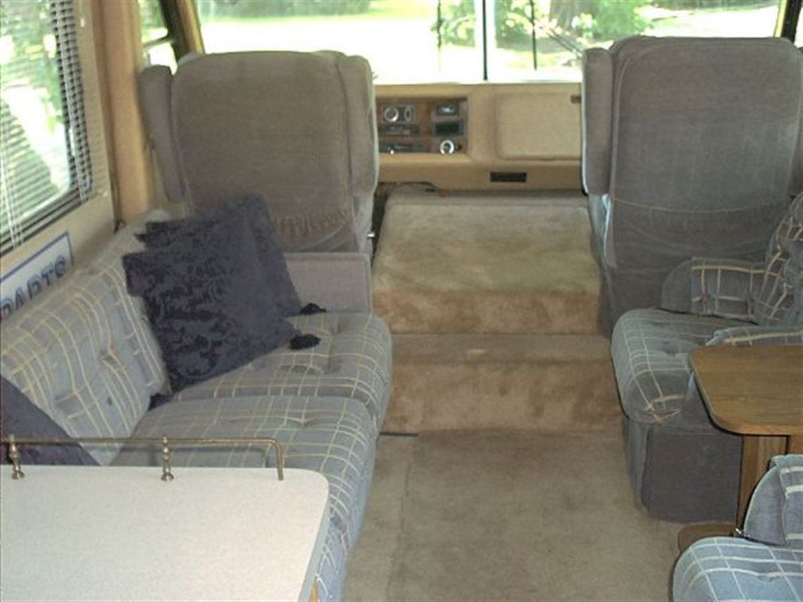 1985-chevy-gmc-motor-home-class-a