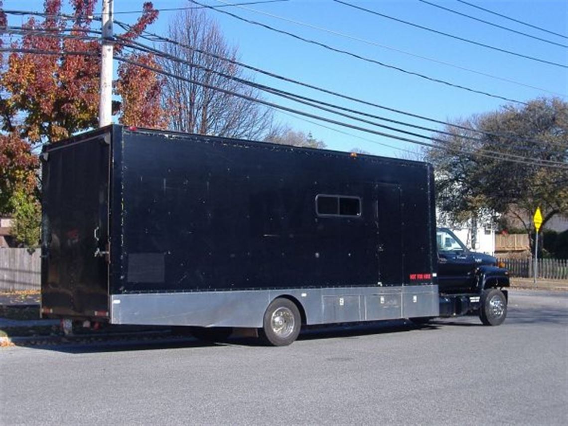 1990-chevy-gmc-topkick-car-hauler