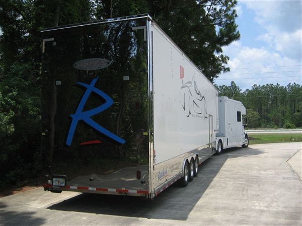 2003-freightlinernrc-renegade-trailer-fl112