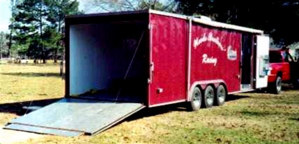 1993-interstate-34-enclosed-trailer