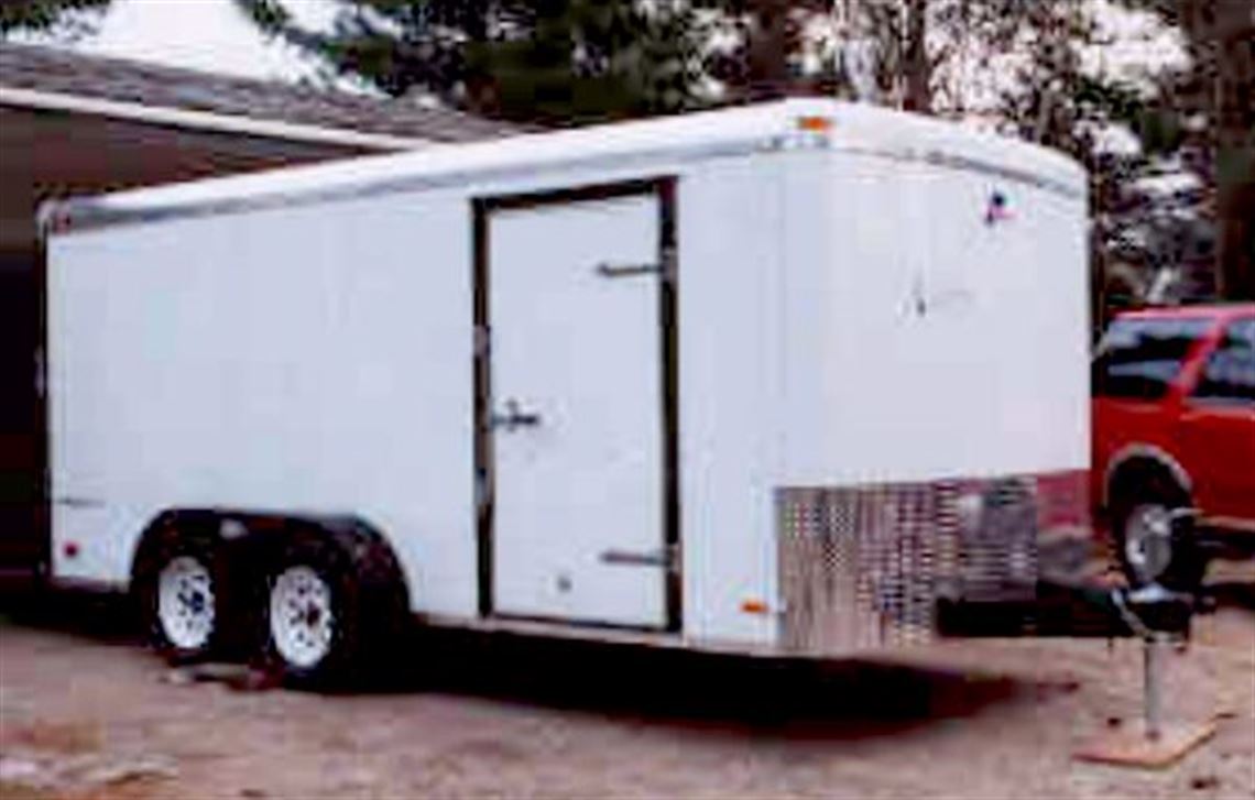 2000-pace-16-tag-trailer