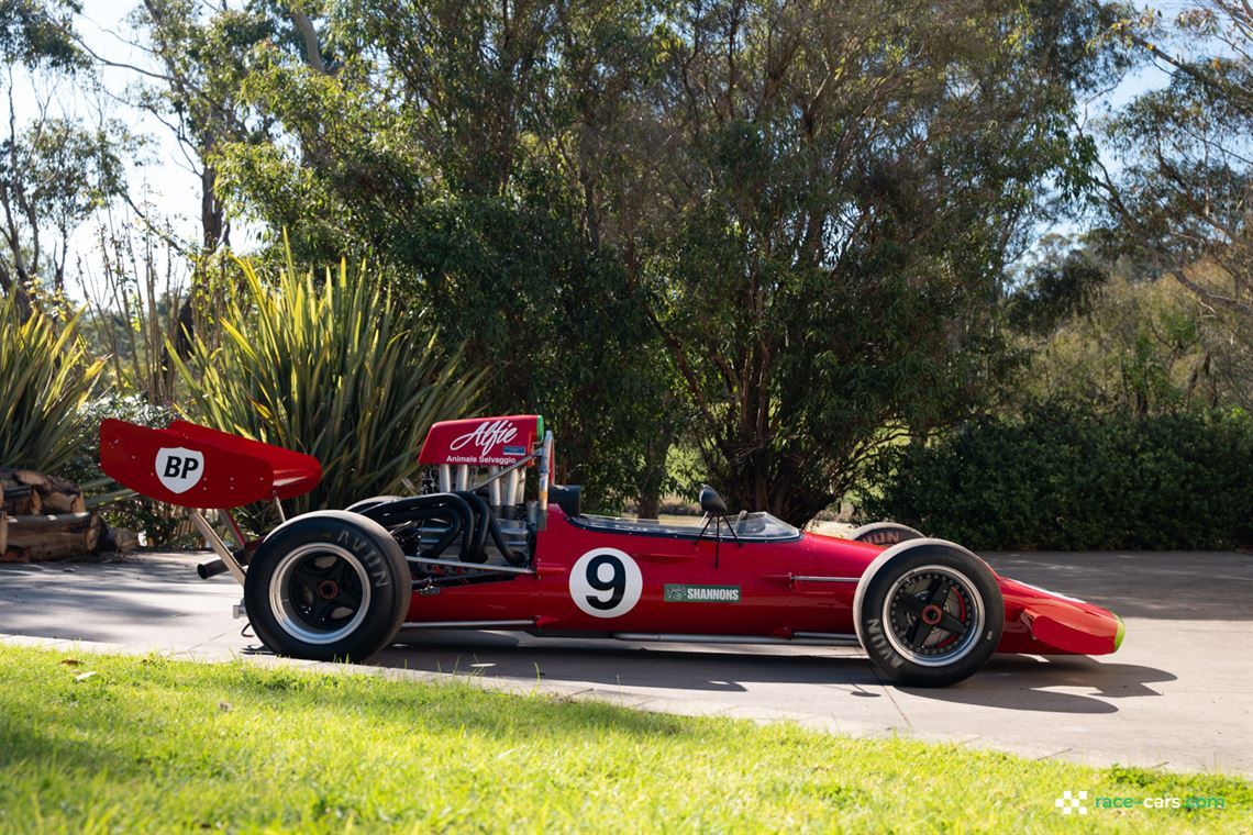 1969-mclaren-m10b-f5000---alan-hamilton