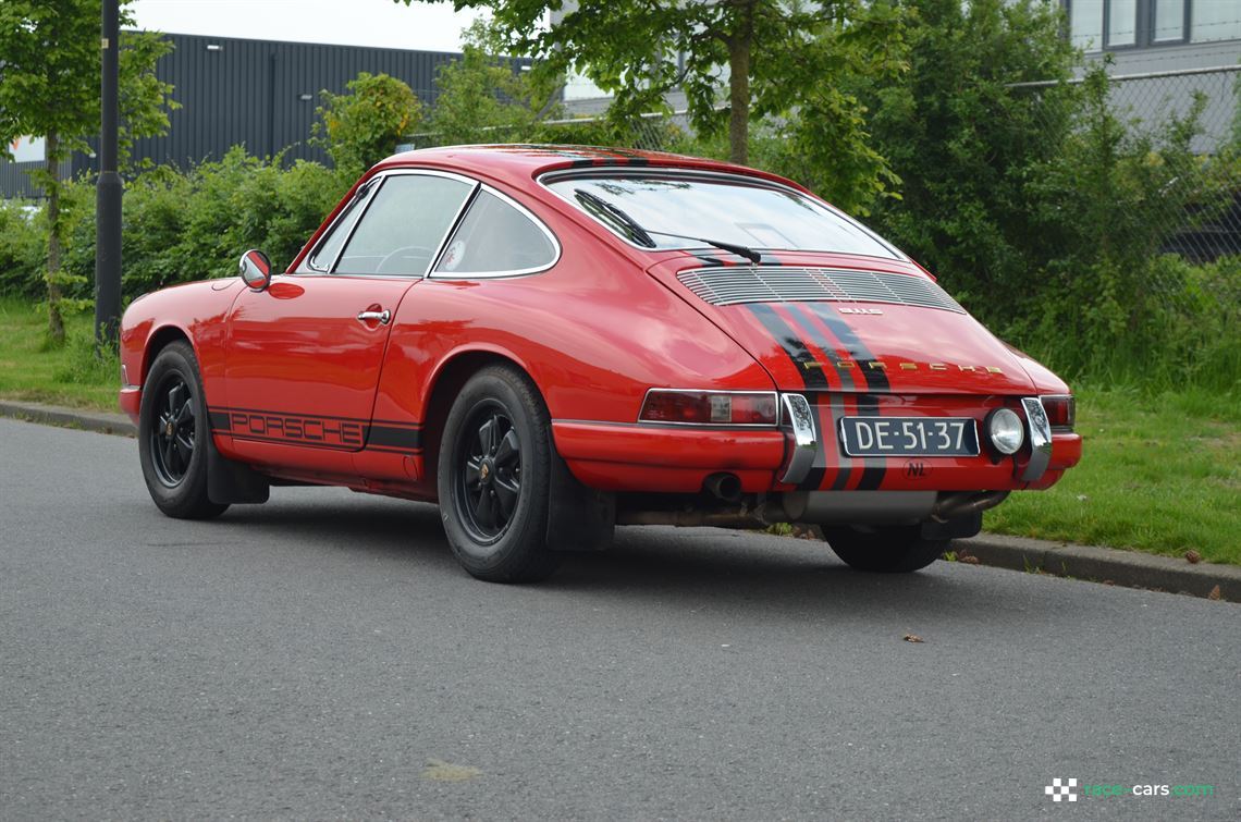 1967-porsche-911s-swb-rally-car