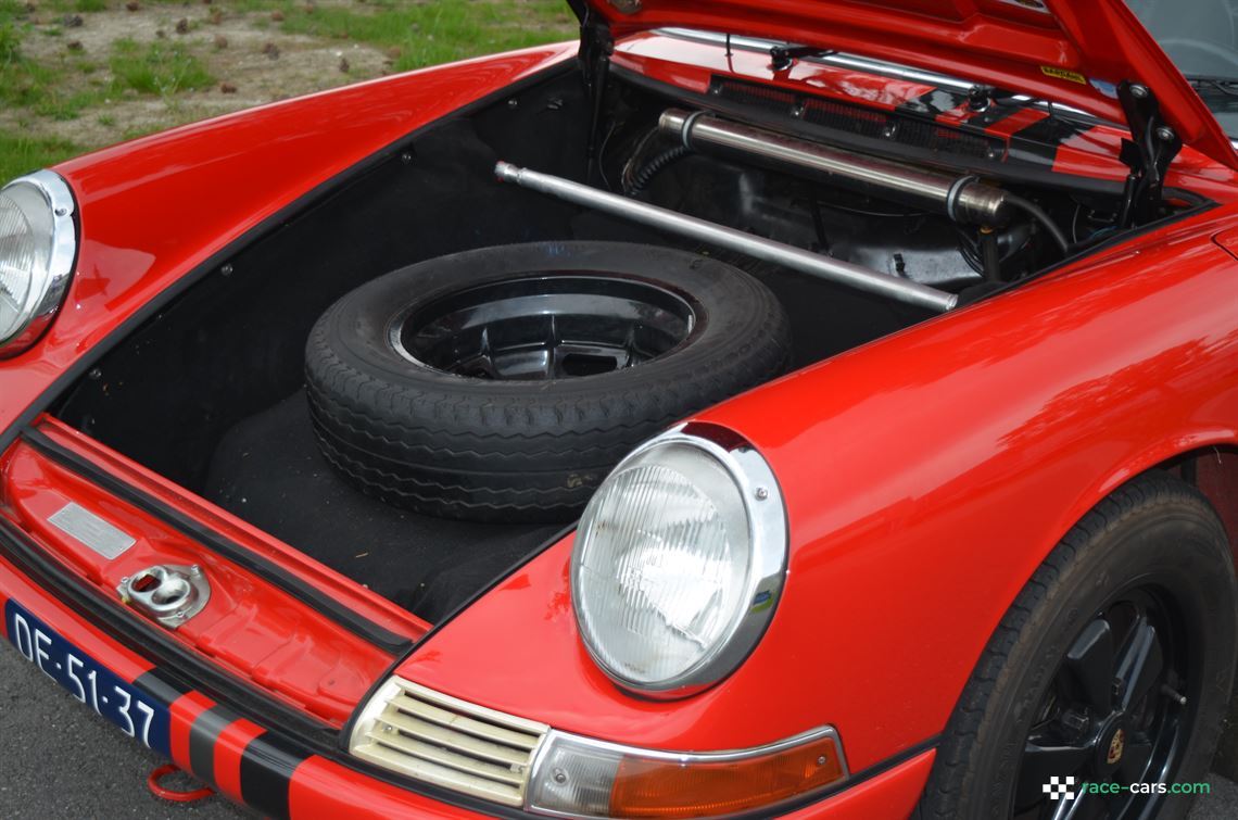 1967-porsche-911s-swb-rally-car