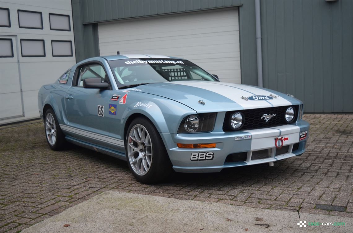 2005-ford-mustang-fr500c---004