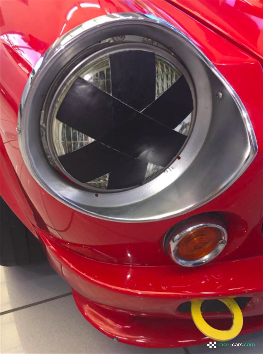 historic-1967-2000-datsun-roadster-racecar