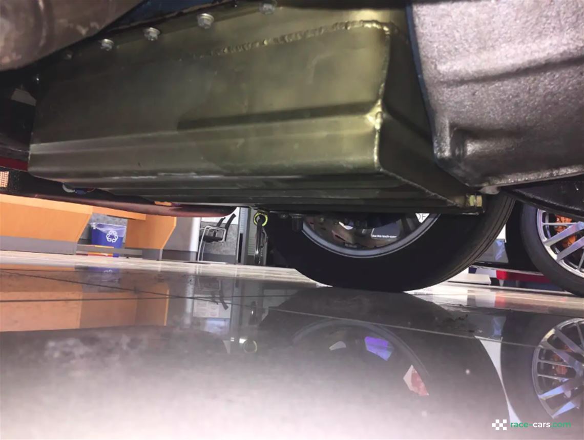 historic-1967-2000-datsun-roadster-racecar