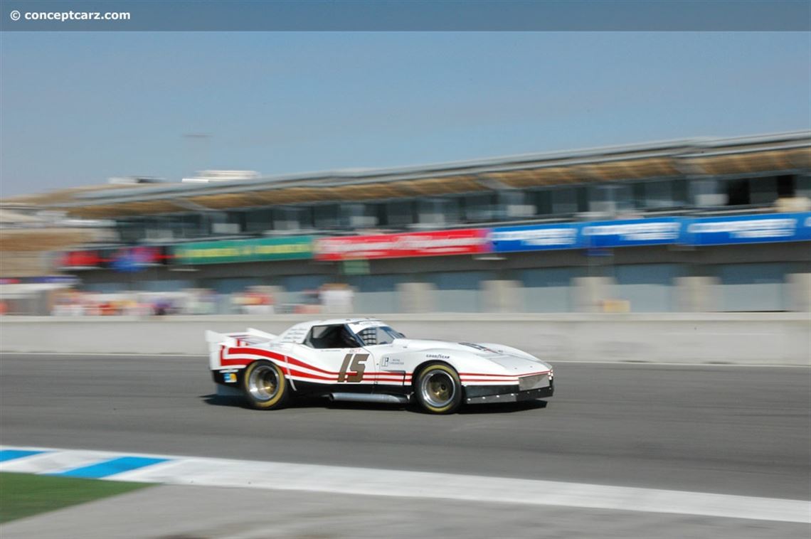 1976-corvette-imsa-history